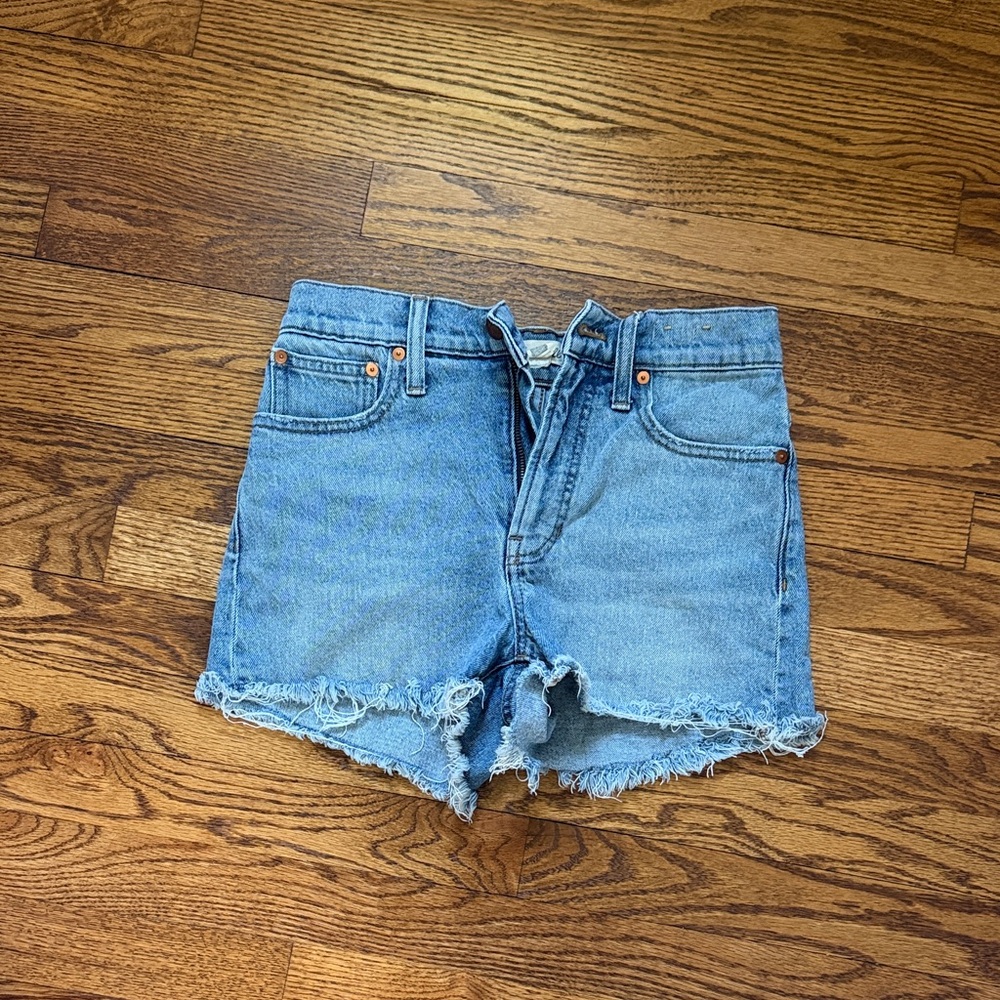 Classic High-Waist Denim Cutoff Shorts - Light Blue